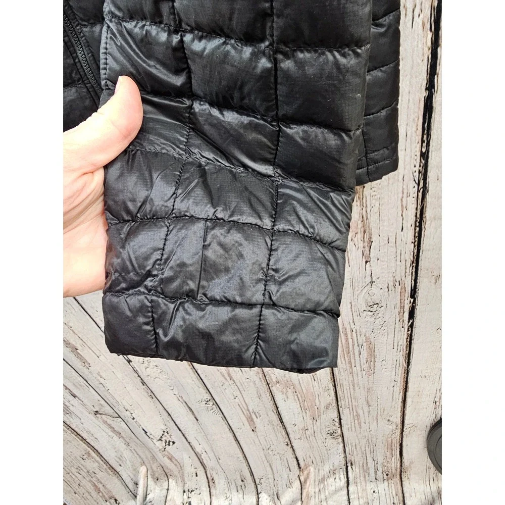 The North Face shoulders 18
